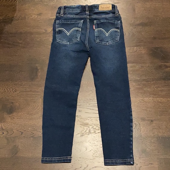 Levi’s super skinny knit jean size 5 girls - Picture 2 of 5